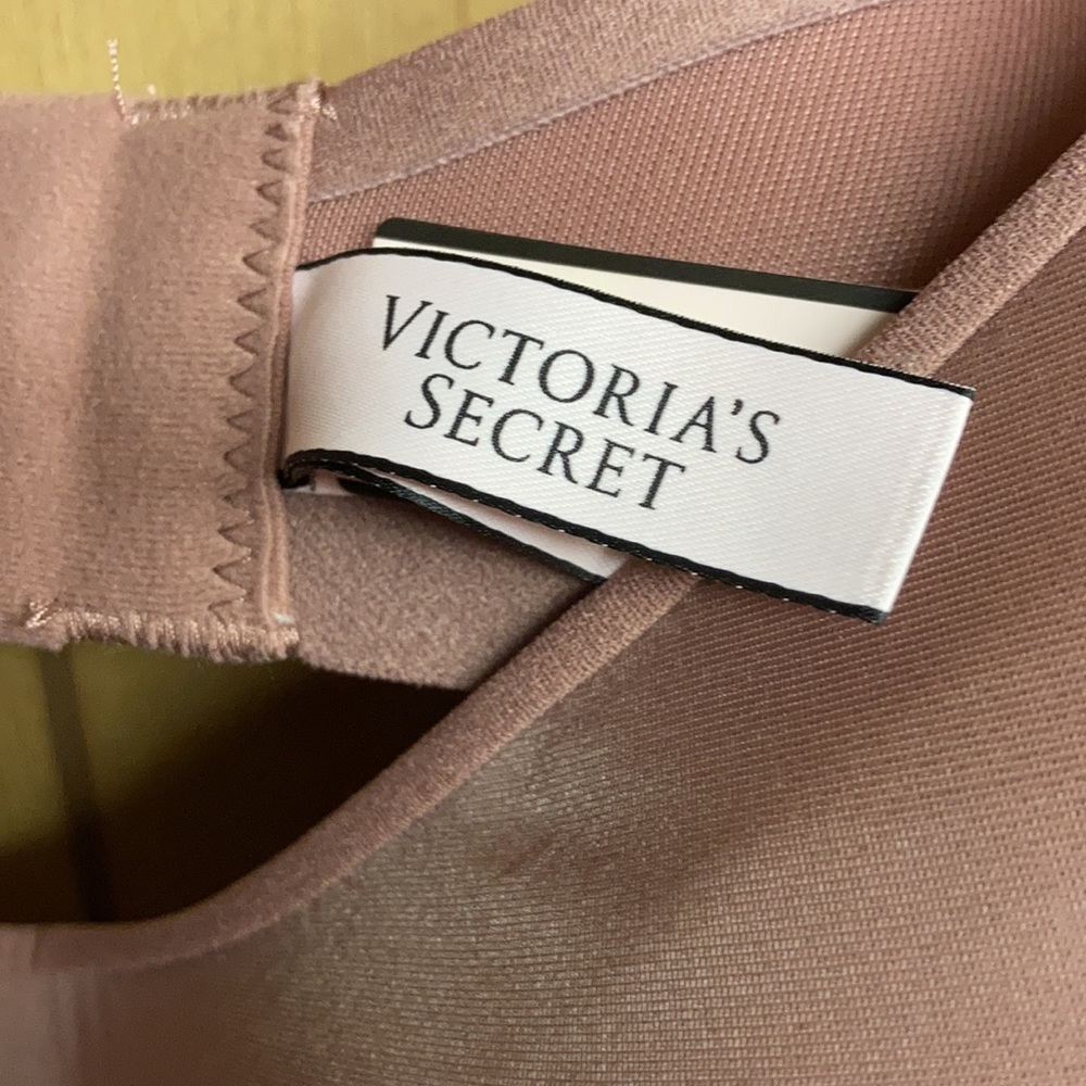 VS No Wire Bra XXL - Picture 2 of 4